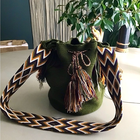 Beautiful Authentic Wayu crossbody bag - Picture 7 of 8